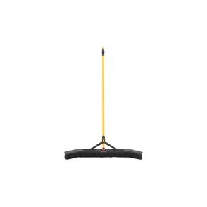 Rubbermaid Commercial Maximizer Push-To-Center 36" Broom